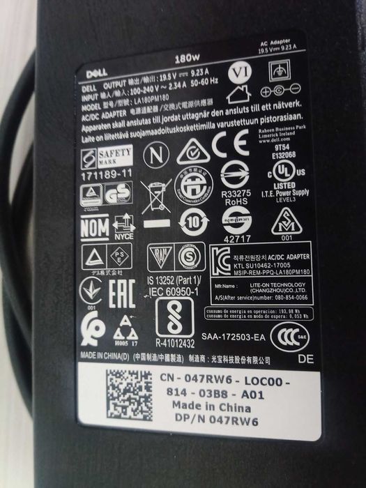 Докинг станция Dell  K17A + оригинален адаптер Dell 180W