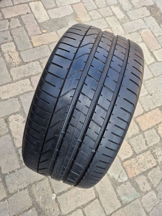 O bucată 315/35 R21 vară - una Pirelli