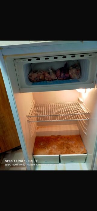 Холодильник продается
