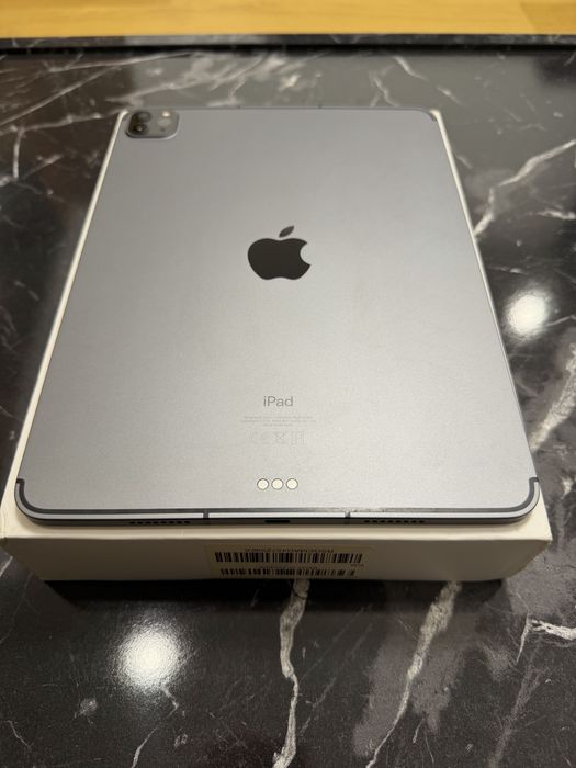 iPad Pro 11" M1 128GB + Magic Keyboard + Pencil 2 - Stare 10/10
