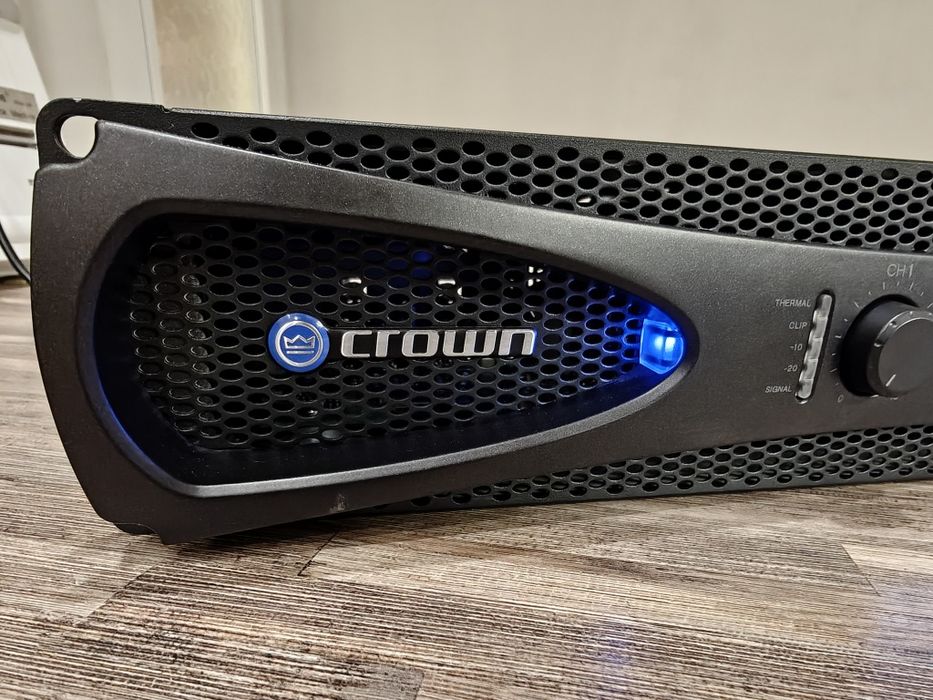 Crown XLS 1002 : 2x350W/4ohm