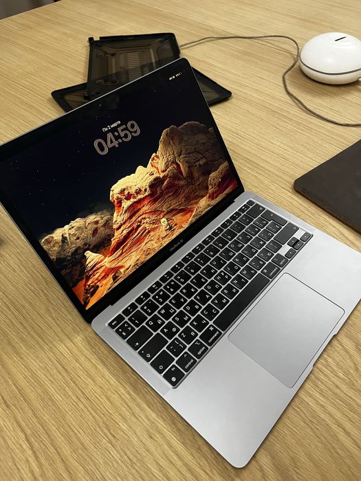 Macbook air m1 90% акк 256gb
