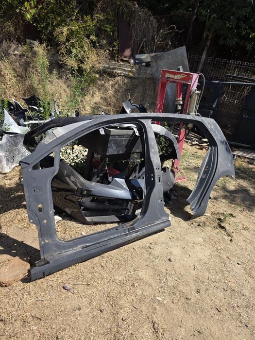 Vw golf 7 лява страница панел калник колонка праг