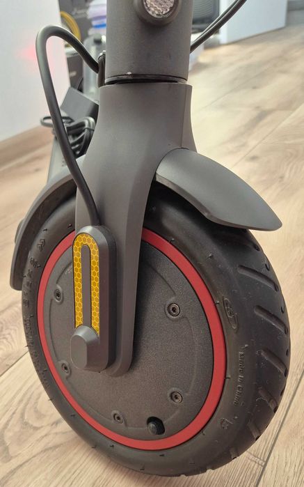 Trotineta Electrica Xiaomi PRO 2 Impecabilă 45 km autonomie ca NOU