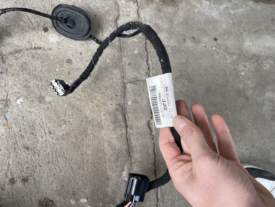 Instalatie electrica usa fata ford fiesta