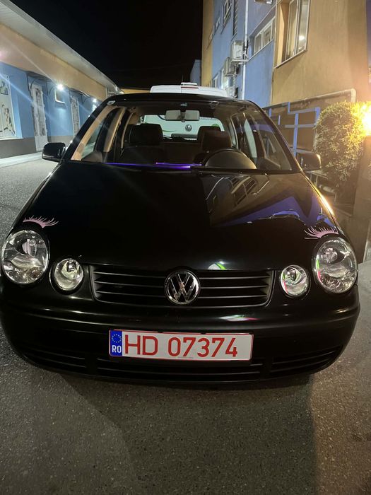 Vând Volkswagen Polo 1.9 SDI, diesel, foarte economic și fiabil. Ideal pentru oraș sau navetă.