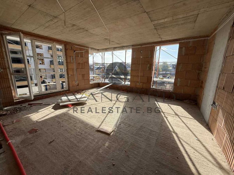 Продава се Тристаен апартамент в Пловдив, Център - 95 кв.м за 789 €/кв.м - Снимка #2