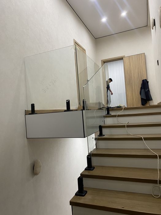 Перегародка огрождение стекло