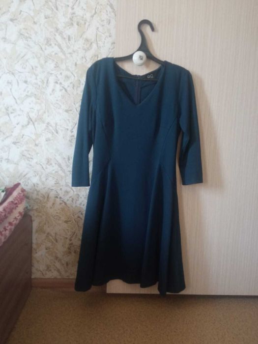 продаются офисные платья