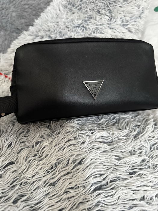 Несесер GUESS