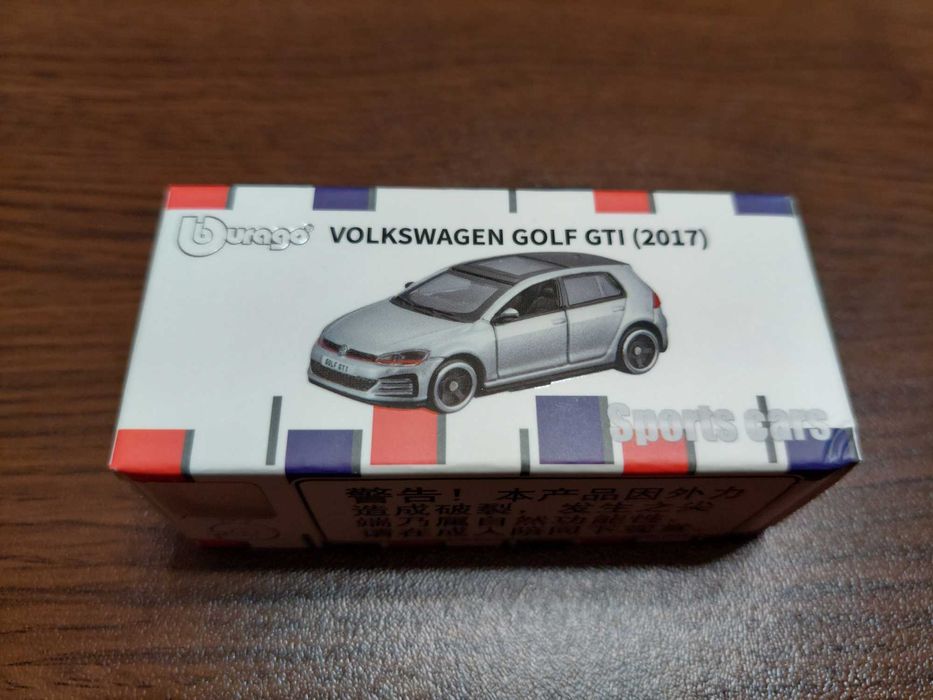 Bburago модели 1:64