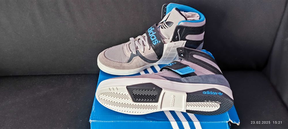 adidas - tenisi high 40,din piele,noi