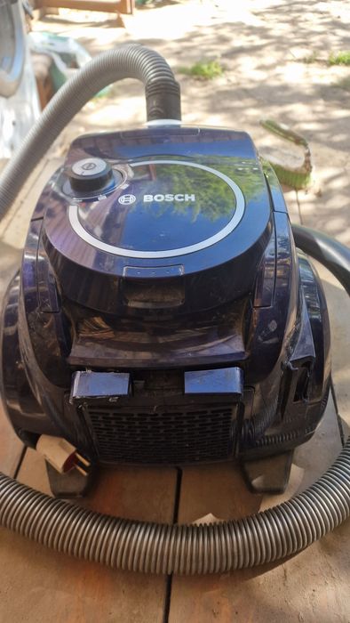 Срочно продам пылесос