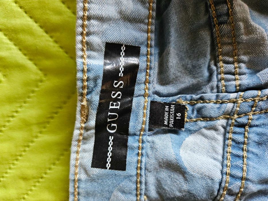 Младежки къси панталони 162-164 см. Guess, G-star