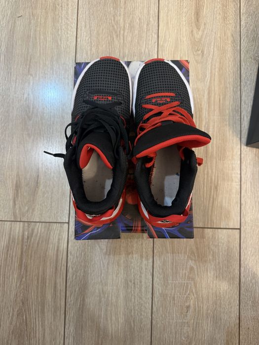 Lebron Nike Witness 7
