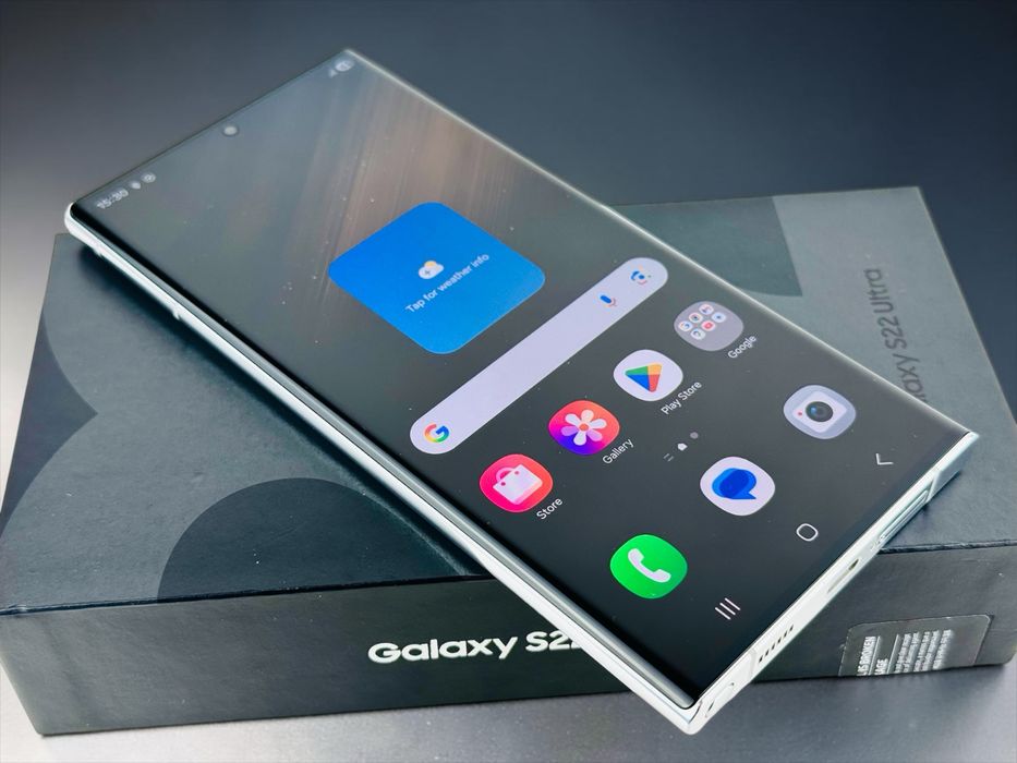 Samsung Galaxy S22 Ultra 5G 256GB 12RAM White Перфектен! Гаранция!