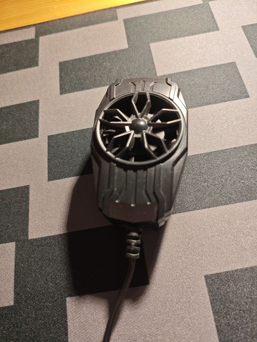 Cooler profesional pentru telefon