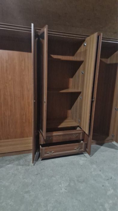 Спальни шкаф сросно