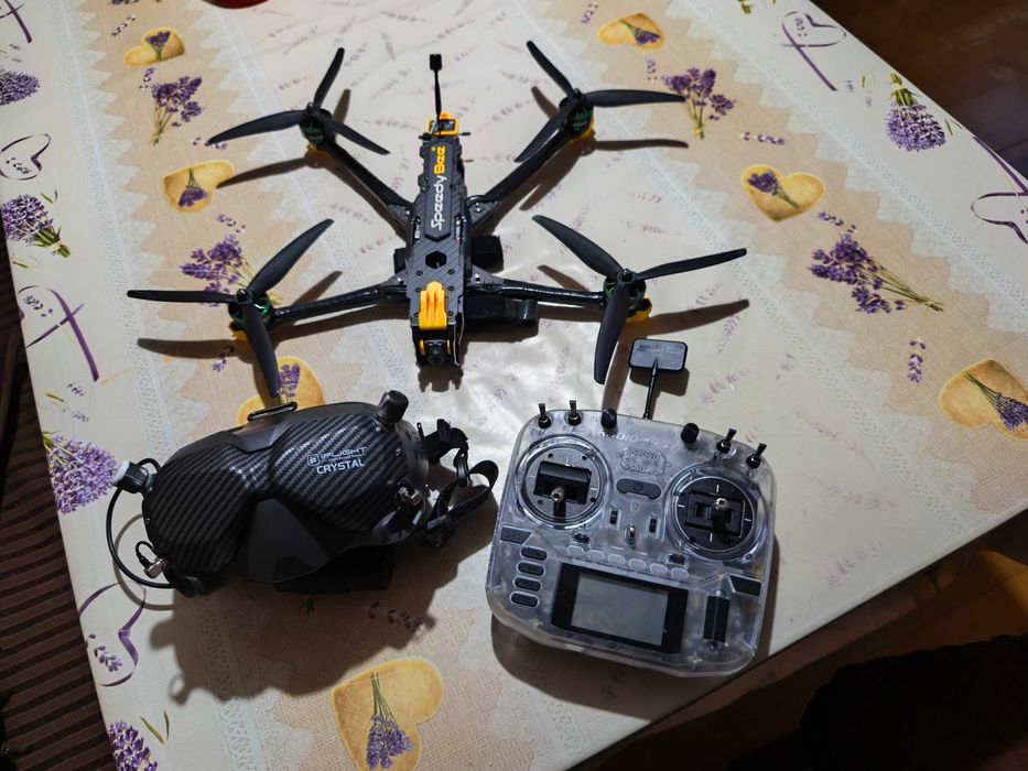 Fpv дрон speedybee mario fold 8 frame.combo.