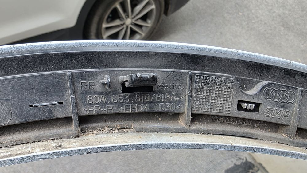 Задна дясна лайсна/арка за Ауди Q5