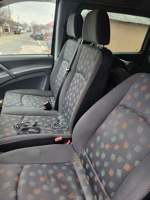 Vand Viano 8+1 locuri