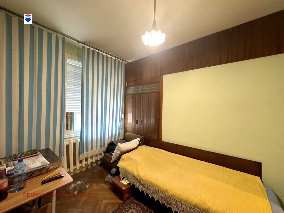 Тристаен апартамент за продажба Алеи Възраждане