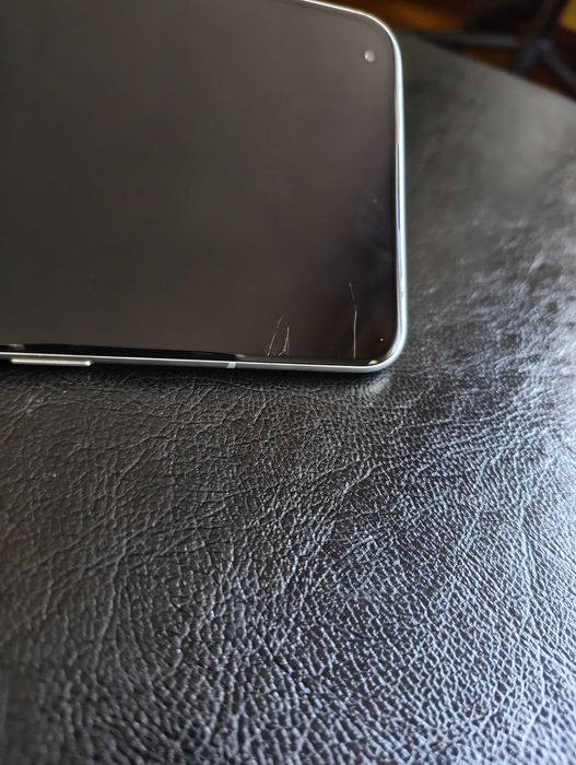 Vând telefon Realme GT 2 Pro 5G - 256GB / 12GB RAM, Snapdragon 8 Gen 1