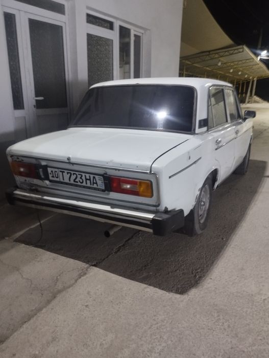 Lada 2106 sotladi