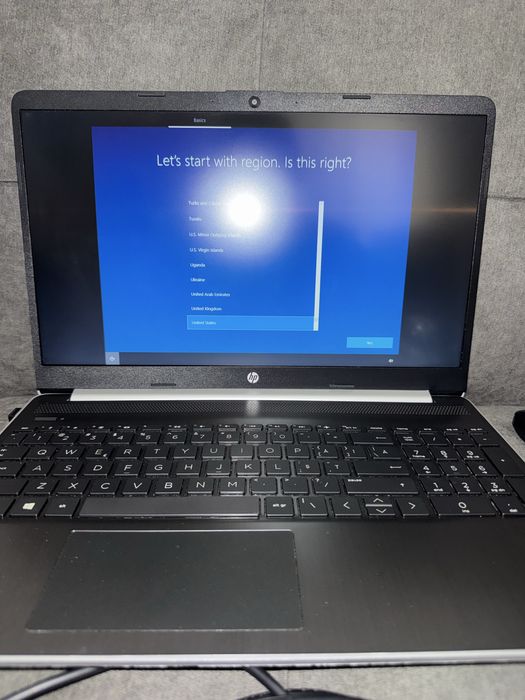 Laptop cu acesorii in stare perfecta 100%