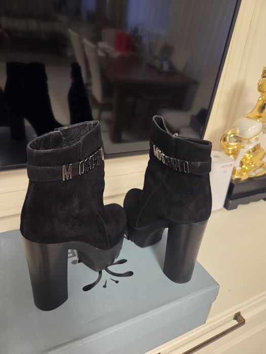 Продам обувь  39 размера