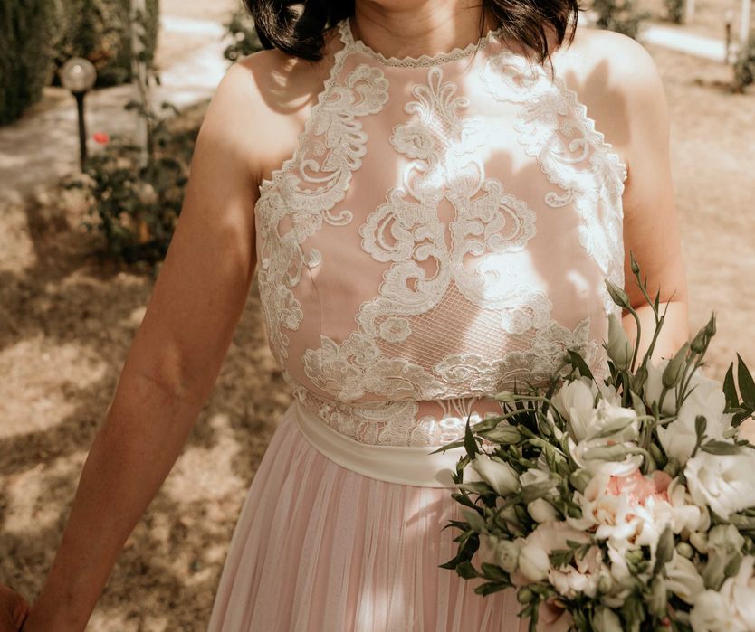 Vand rochie facuta la comanda.