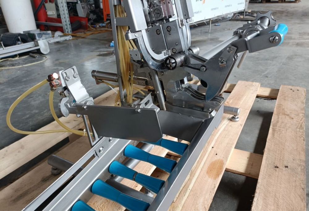 Клипсатор Компо КН 23М