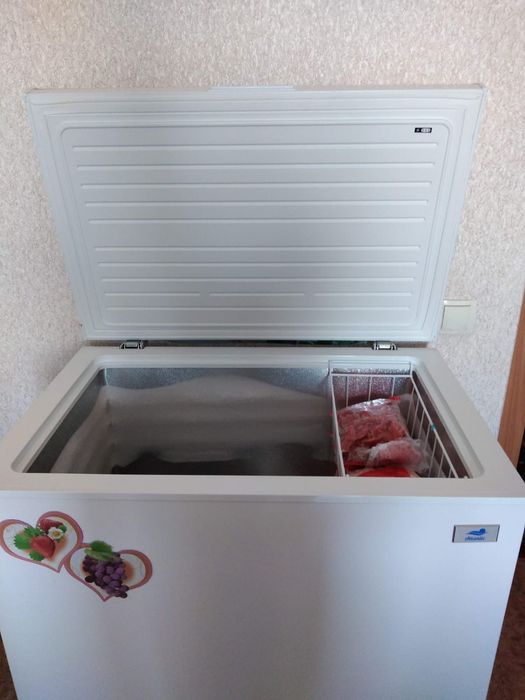 Продам морозильную камеру (ларь)