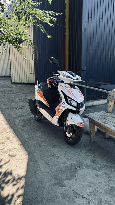 Скутер м8 ABS 150 куб