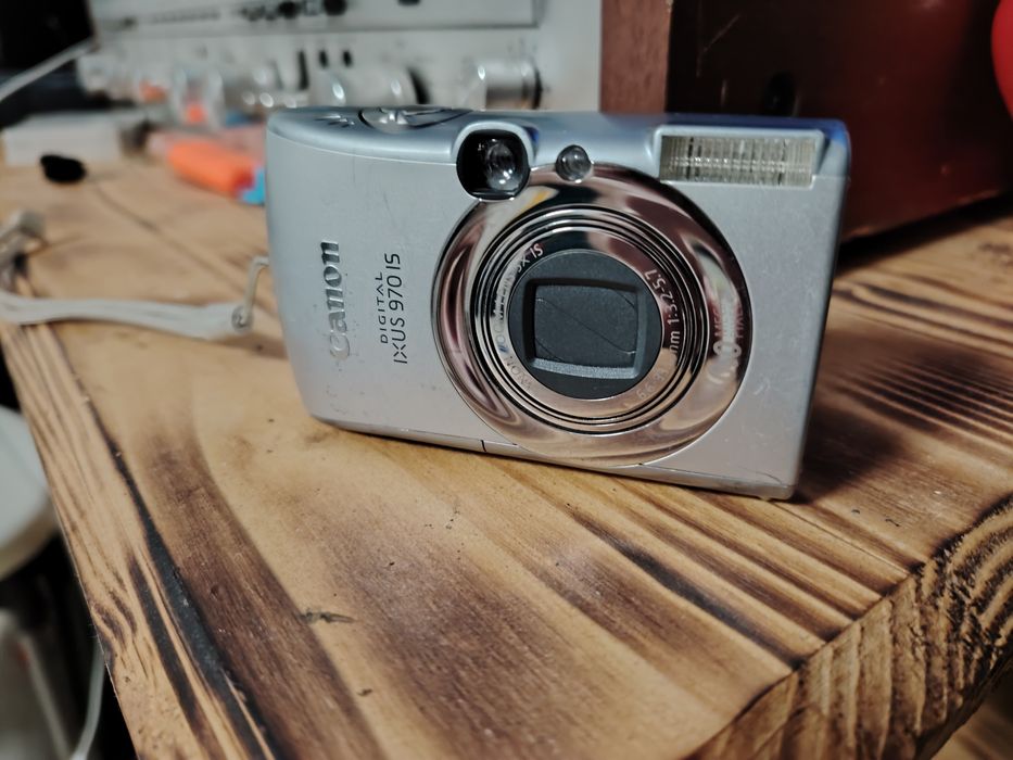 Aparat foto Canon IXUS 970IS