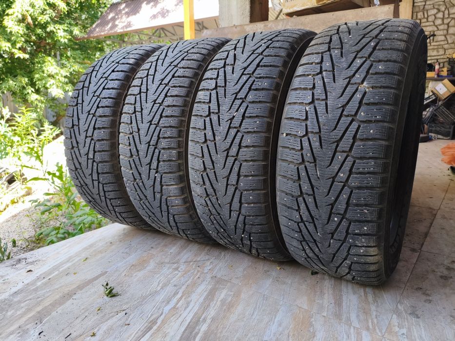 285 60 R18 Комплект 4шт. Nokian Шипы 2021 Год Шины
