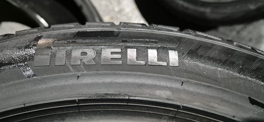245 45 19 Pirelli m+s 2021