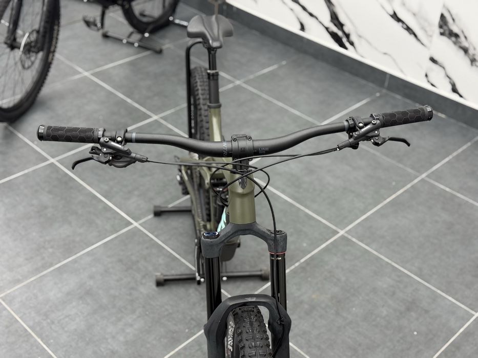 Trek Remedy 8 Gray L размер 1х12 Shimano XT 27.5 цола