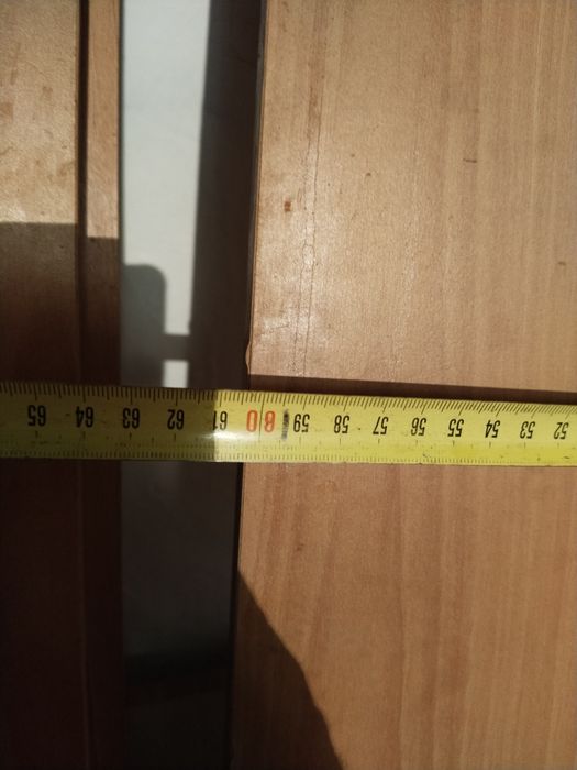 Продам межкомнатные двери.