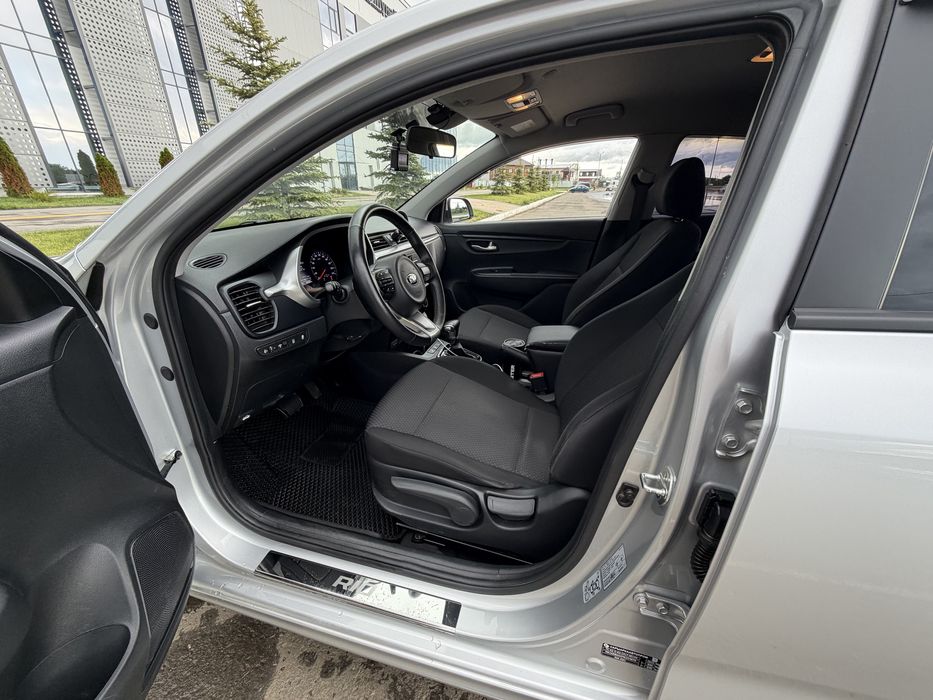 Продам Kia Rio 2021г