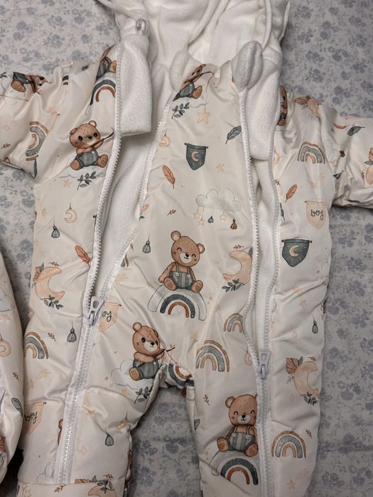 два комбинезона для детей