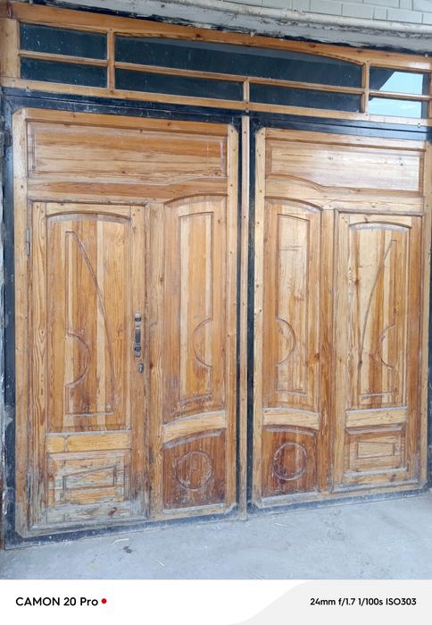 Darwaza satiladi jagdayi jaqsi. Laklangan