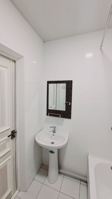 3 xonali kvartira sotiladi