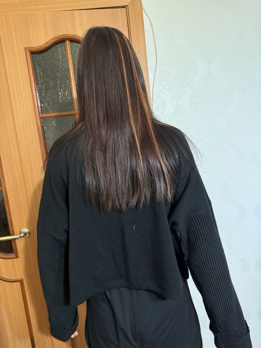 Черная модная кофточка