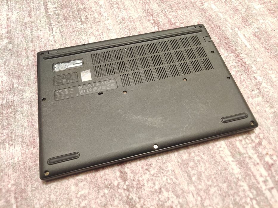 Acer Travelmate 14" gen 12 i5 in GARANTIE