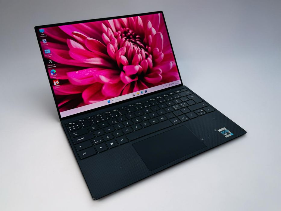 Лаптоп Dell XPS 9310 13" OLED 4K+ Touch i7-1185G7 16RAM 512GB SSD Отличен! Гаранция!