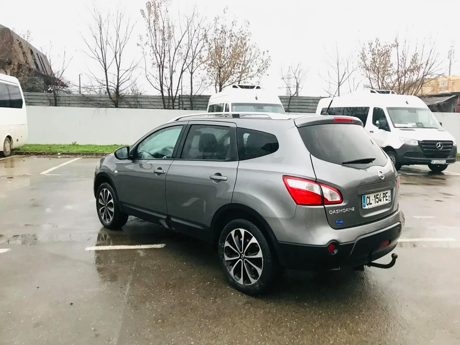 Vand Nissan qashqai 2013