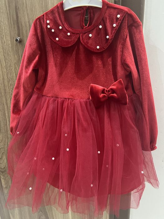Червена рокля за момиче(2год)
