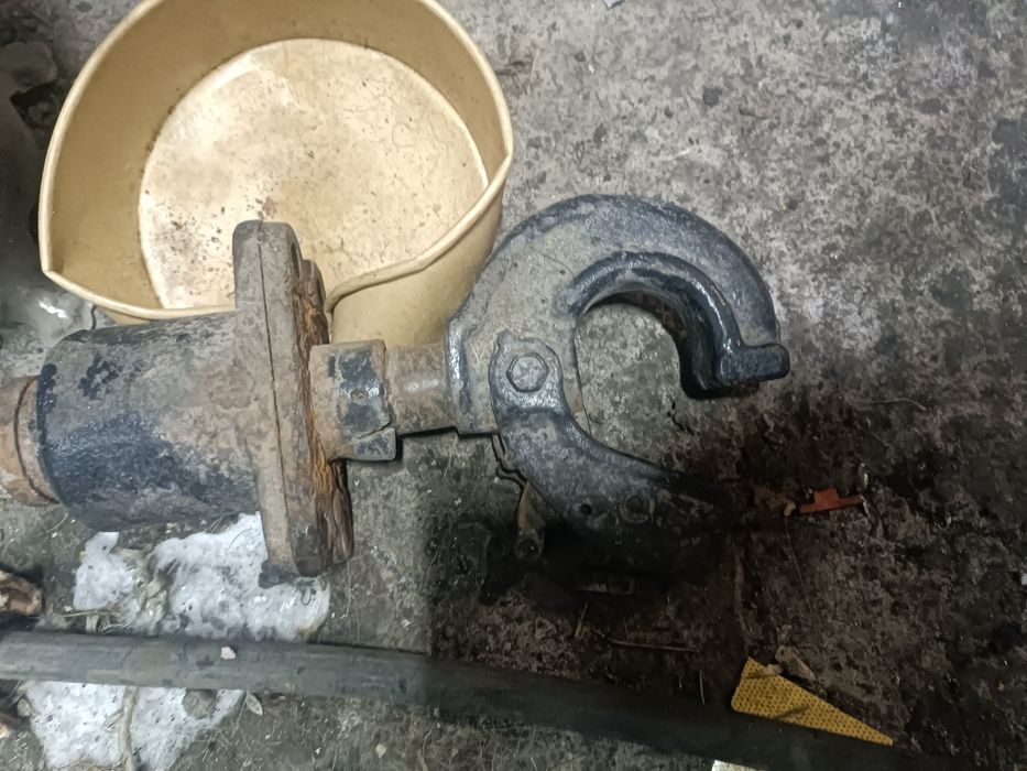 Продам фаркоп на газель