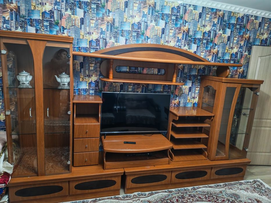 Горка-стенка под телевизор